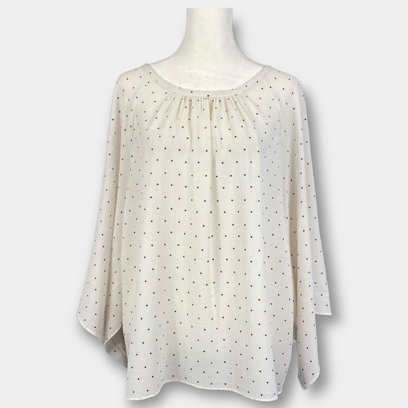 EUC Vince Camuto Polka Dot Blouse White Black Size Medium - Picture 1 of 6
